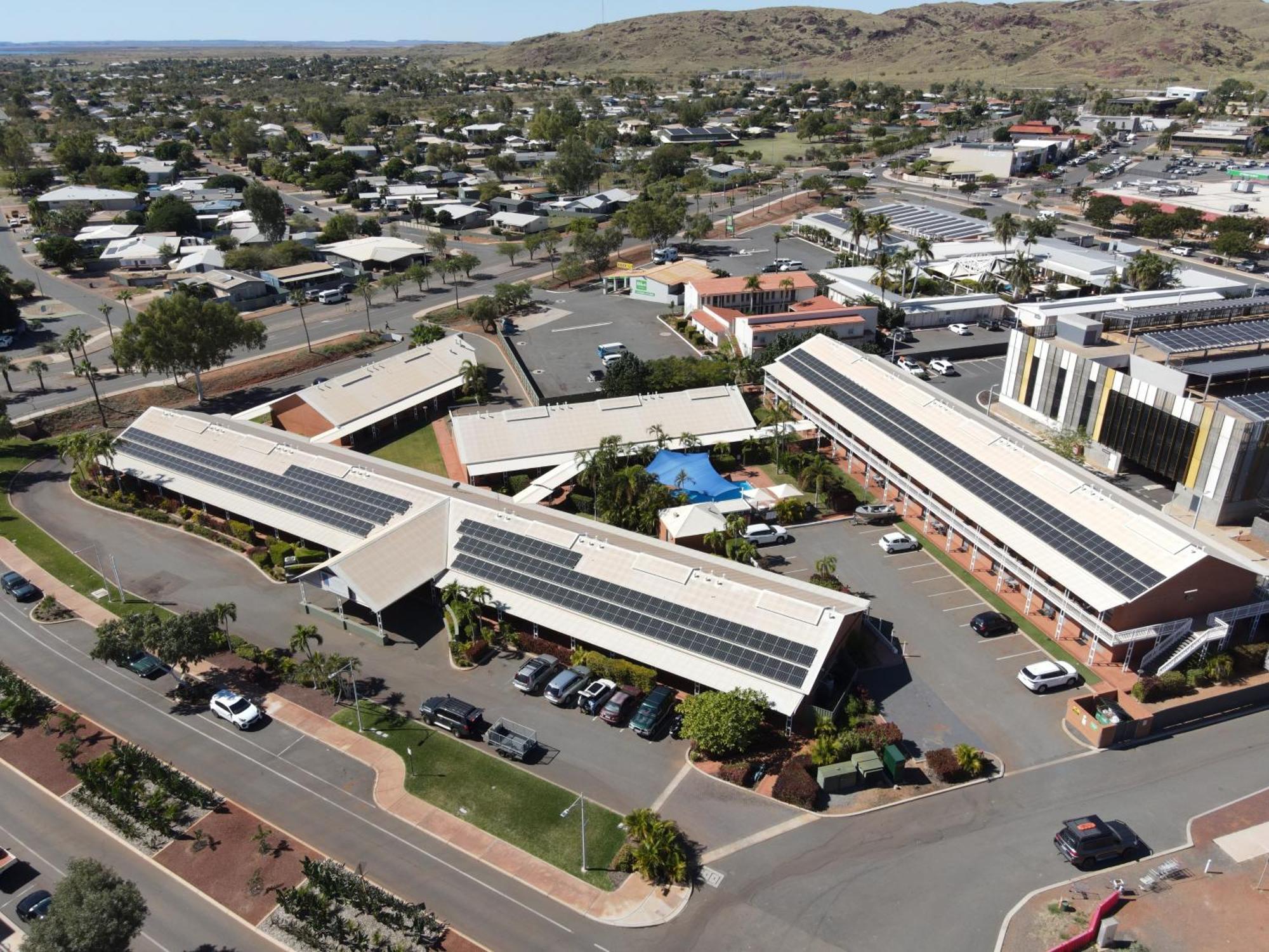 Karratha Central Apartments Luaran gambar