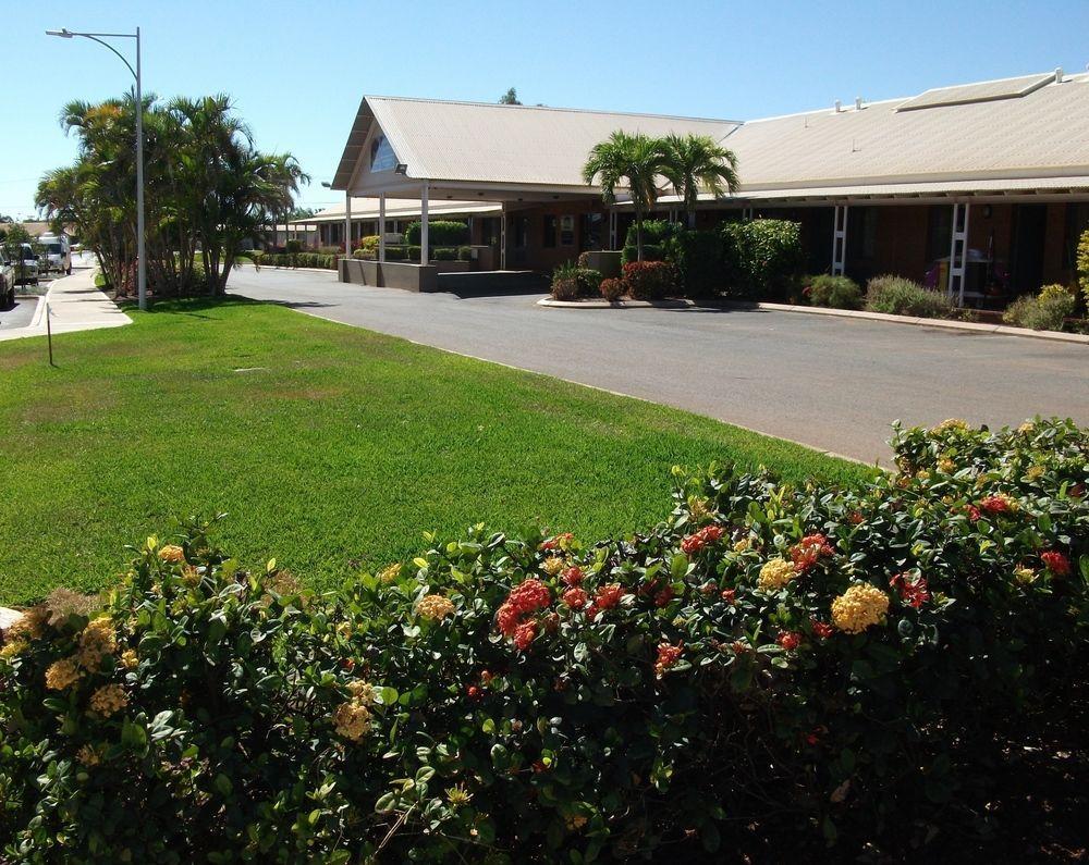 Karratha Central Apartments Luaran gambar