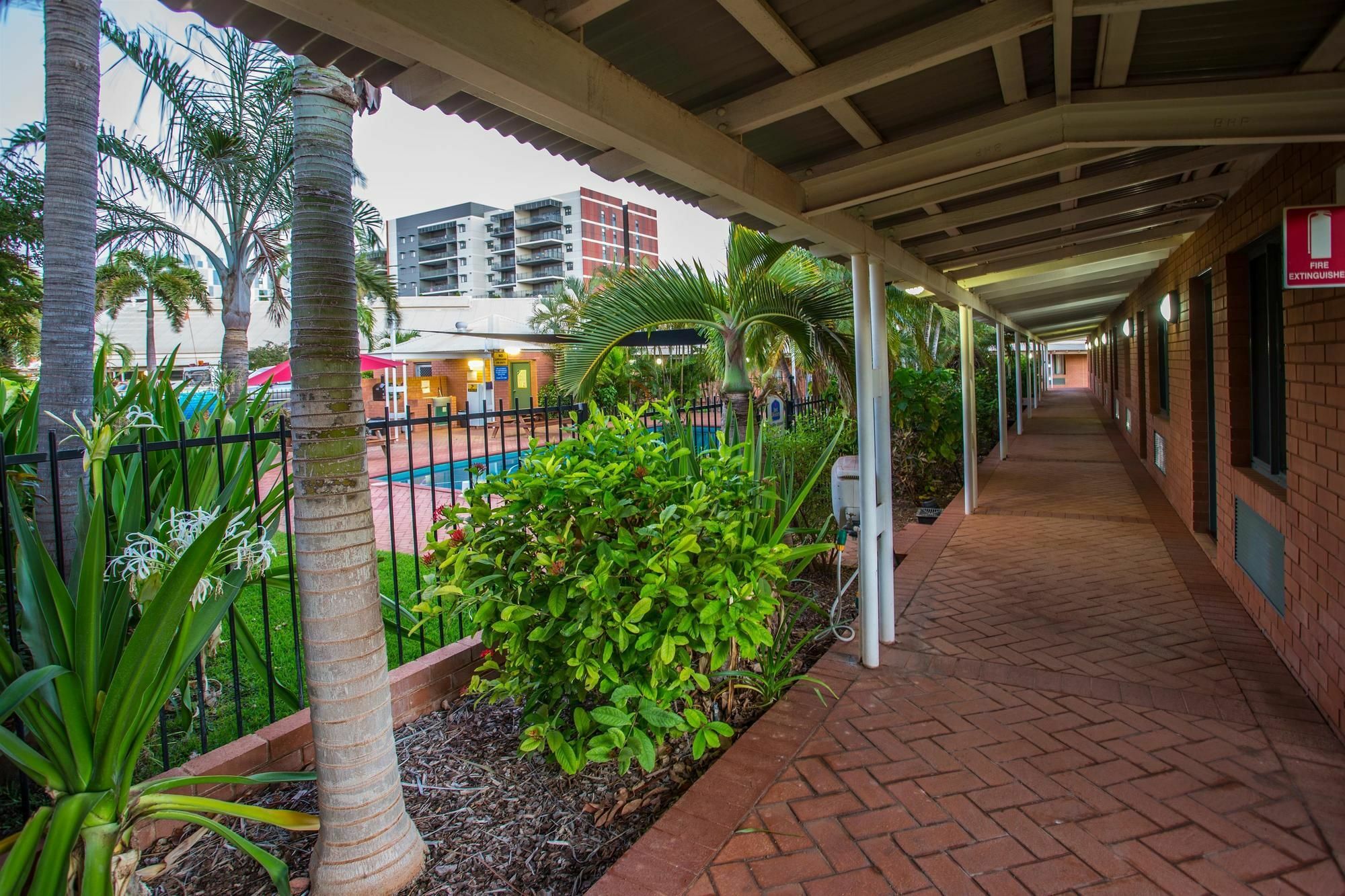 Karratha Central Apartments Luaran gambar