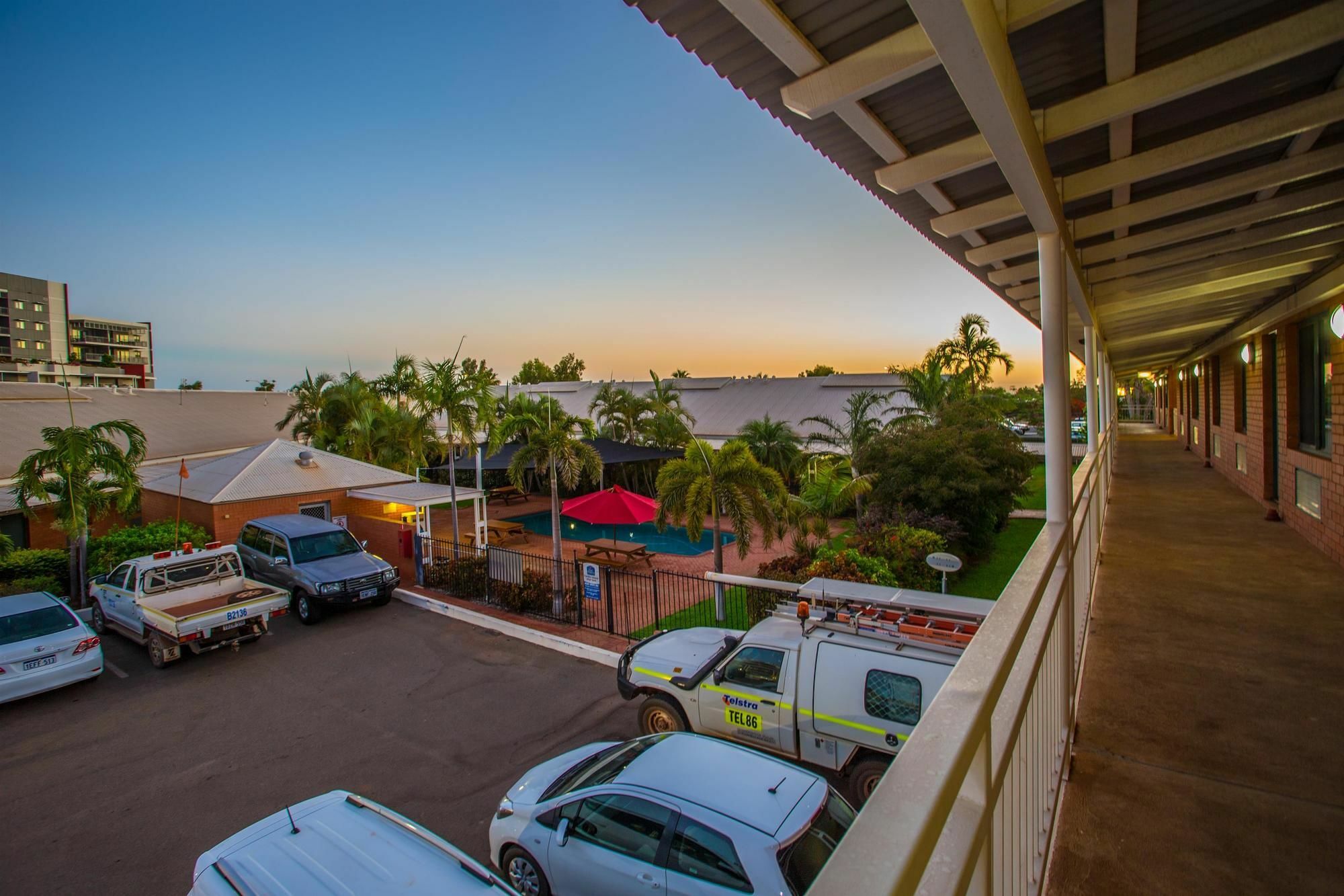 Karratha Central Apartments Luaran gambar