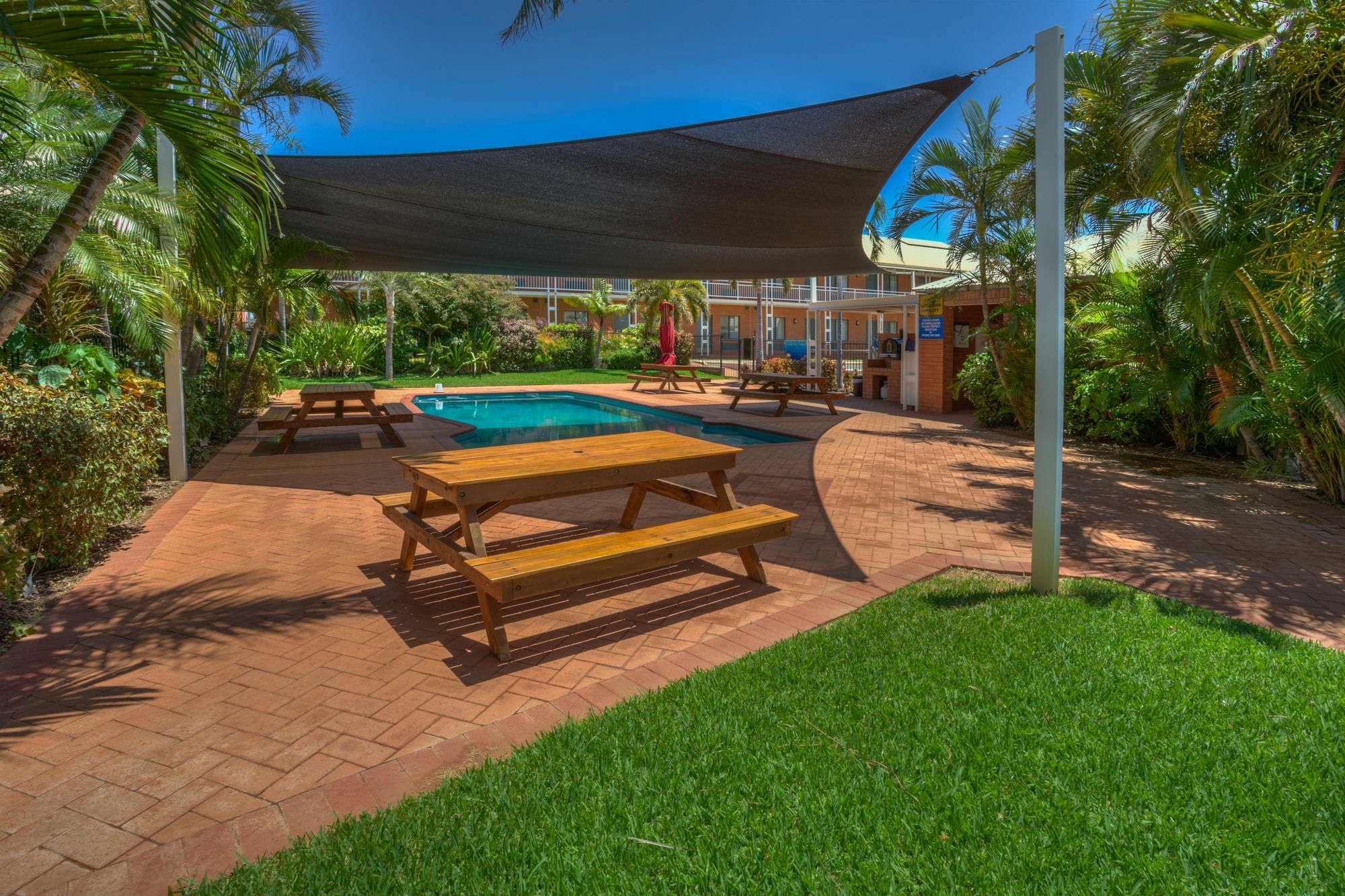 Karratha Central Apartments Luaran gambar